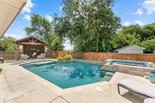 726 Celebrity Ct, Midlothian, TX 76065 - Photo 1