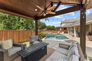 726 Celebrity Ct, Midlothian, TX 76065 - Photo 4
