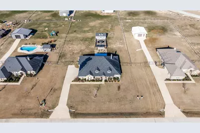 7417 Green Mesa Road, Ponder, TX 76259 - Photo 38