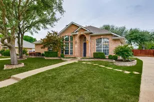 529 Lochwood Dr, Murphy, TX 75094 - Photo 2