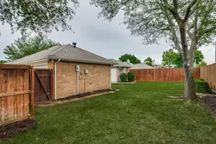 529 Lochwood Dr, Murphy, TX 75094 - Photo 24