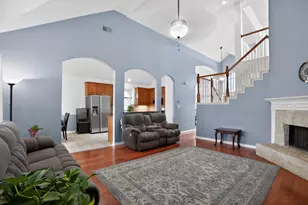 5801 Starboardway Dr, Fort Worth, TX 76135 - Photo 2