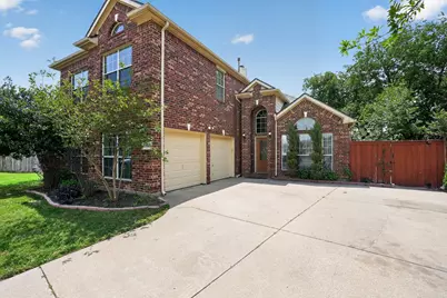 5801 Starboardway Drive, Fort Worth, TX 76135 - Photo 1