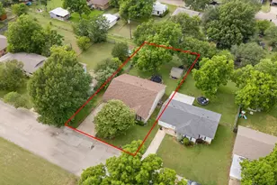 1206 Bales St, Cleburne, TX 76033 - Photo 32