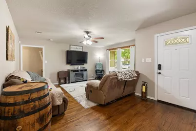 1206 Bales Street, Cleburne, TX 76033 - Photo 12