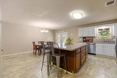 1206 Bales Street, Cleburne, TX 76033 - Photo 10