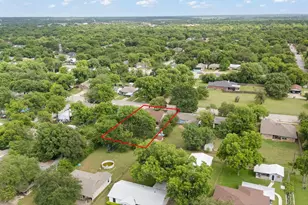 1206 Bales St, Cleburne, TX 76033 - Photo 30