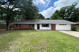 632 Lee St, Sulphur Springs, TX 75482 - Photo 1