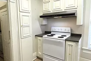 145 N Kealy St, Lewisville, TX 75057 - Photo 18
