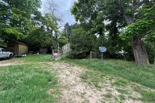 407 Magnolia St, Athens, TX 75751 - Photo 4