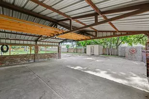 805 Wes Michael Rd, Bonham, TX 75418 - Photo 22