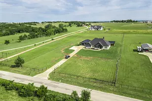 2433 Old Denton Hwy, Decatur, TX 76234 - Photo 40