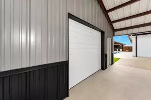 2433 Old Denton Hwy, Decatur, TX 76234 - Photo 30