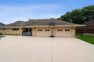 4359 Shady Bend Dr, Dallas, TX 75244 - Photo 6