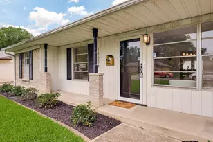 13535 Janwood Ln, Farmers Branch, TX 75234 - Photo 2