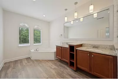921 Brook Forest Lane, Euless, TX 76039 - Photo 12