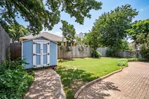 1702 Morning Glory Dr, Corinth, TX 76210 - Photo 38