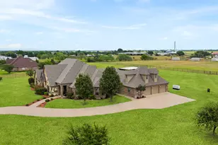 219 Mohundro Rd, Ferris, TX 75125 - Photo 4