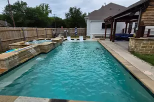 300 E University Ave, Waxahachie, TX 75165 - Photo 16