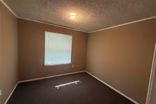 323 Hurt St, Dublin, TX 76446 - Photo 8