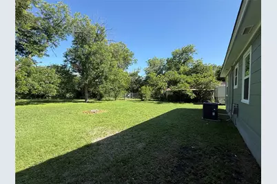 323 Hurt Street, Dublin, TX 76446 - Photo 4