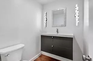 3940 Shady Hill Dr, Dallas, TX 75229 - Photo 18