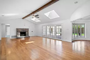 3940 Shady Hill Dr, Dallas, TX 75229 - Photo 4