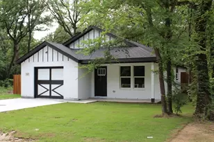 125 Chapperall Dr, Mabank, TX 75156 - Photo 2