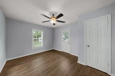 1403 W 11th Street, McGregor, TX 76657 - Photo 12