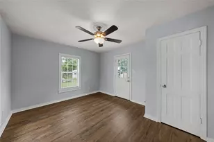1403 W 11th St, McGregor, TX 76657 - Photo 12