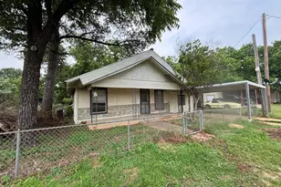 316 Alley St, Perrin, TX 76486 - Photo 2