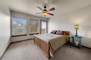 9201 Navajo bluffs ct, Flower Mound, TX 75022 - Photo 16
