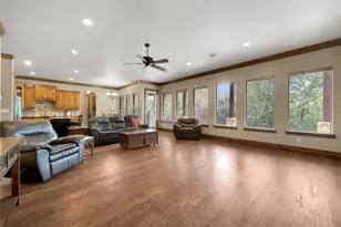 9201 Navajo bluffs ct, Flower Mound, TX 75022 - Photo 8