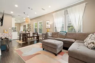 911 S Adams Ave, Dallas, TX 75208 - Photo 4