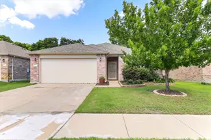 1713 Megan Creek Dr, Little Elm, TX 75068 - Photo 4