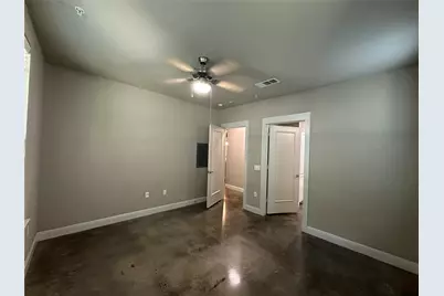 801 N Bishop Avenue #1-107, Dallas, TX 75208 - Photo 2