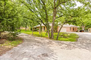 115 N La Colina Rd, Weatherford, TX 76085 - Photo 2