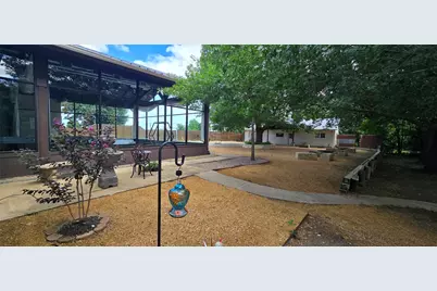 18351 Creekview Road, Sanger, TX 76266 - Photo 12