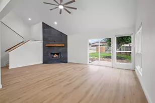 822 Aspen Ln, DeSoto, TX 75115 - Photo 16