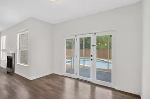 6018 Shattuck Dr, Garland, TX 75044 - Photo 10