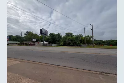 2514 W Morton Street, Denison, TX 75020 - Photo 2