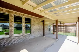 421 River Bank Ln, Granbury, TX 76049 - Photo 14