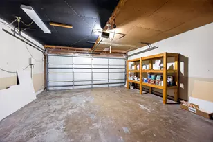 8617 Flicker Ln, Dallas, TX 75238 - Photo 32