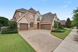 1241 Blue Lake Blvd, Arlington, TX 76005 - Photo 2