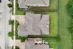 1241 Blue Lake Blvd, Arlington, TX 76005 - Photo 38