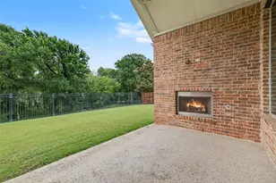 1241 Blue Lake Blvd, Arlington, TX 76005 - Photo 34