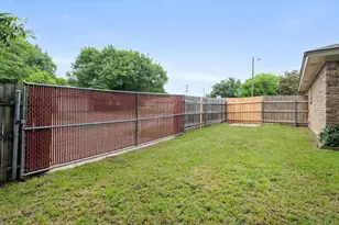 4701 Elkwood Ln, Arlington, TX 76016 - Photo 30