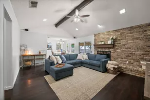 4701 Elkwood Ln, Arlington, TX 76016 - Photo 4