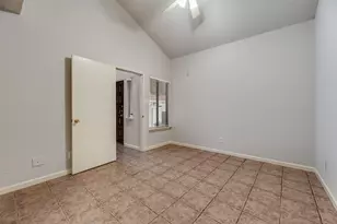 511 Ranch Trail, Irving, TX 75063 - Photo 18