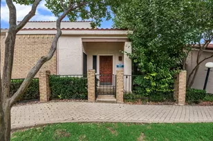 511 Ranch Trail, Irving, TX 75063 - Photo 2